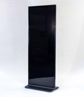 FRITTSTÅENDE LED DISPLAY M/ TOUCH SKJERM