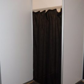 1M CURTAIN WITH TOP