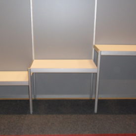 WALL FIXED SHELF WITH BEN H. 50CM.